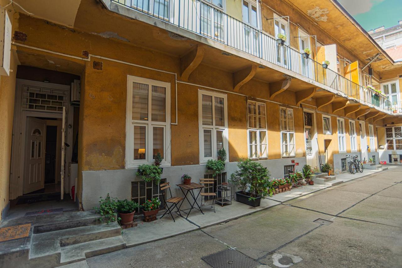 Magica - Cosy Apartment In The Heart Of ブダペスト エクステリア 写真